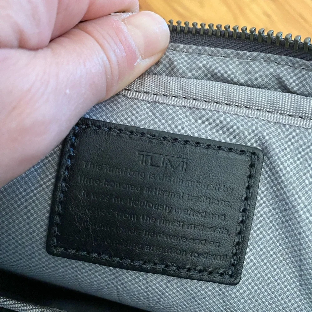 Tumi Crossbody Bag alpha bravo service